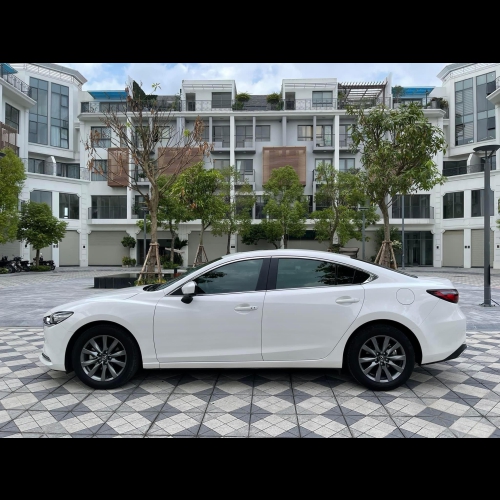 Mazda3 2022 số tự động