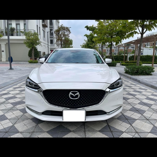 Mazda3 2022 số tự động