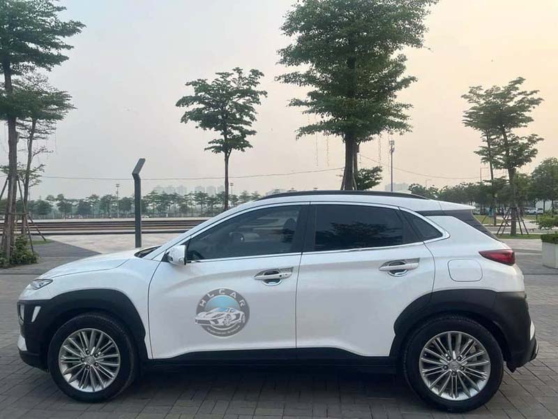 Thuê xe 4 chỗ giá tốt tại HL CAR