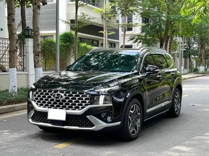 Thuê xe tự lái HCM